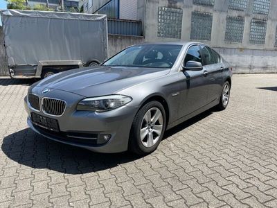 BMW 523