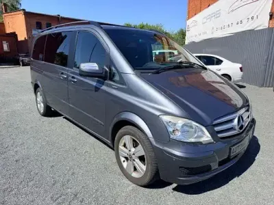 Gebraucht Mercedes Viano Edition 224 PS (164 kW) 2011 Grau Van / Kleinbus