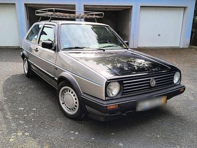 Gebraucht VW Golf II 54 PS (39 kW) 1990 Silber Kleinwagen