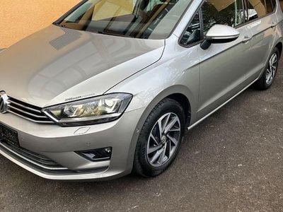 Usado VW Golf Sportsvan 125 HP (91 kW) 2017 Prateado Monovolume