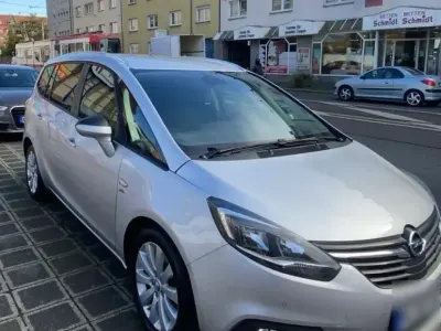 Gebraucht Opel Zafira Tourer 143 PS (105 kW) 2018 Silber Van / Kleinbus