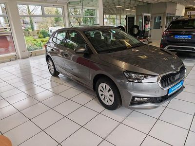 Nouă Skoda Fabia Essence 95 CP (69 kW) 2026 Gri Hatchback