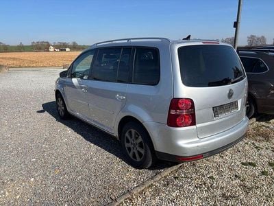 Gebraucht VW Touran Highline 140 PS (102 kW) 2010 Silber Van / Kleinbus