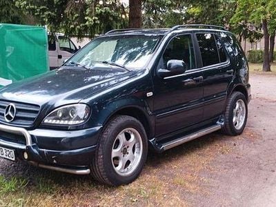Mercedes ML320
