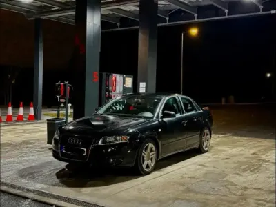 Gebraucht Audi A4 220 PS (161 kW) 2004 Schwarz Limousine