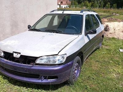 Peugeot 306