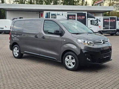 Käytetty Citroën Jumpy 122 HP (89 kW) 2021 Harmaa Tila-auto