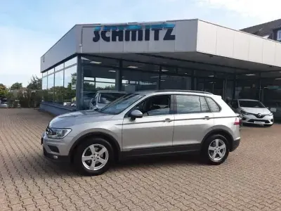 Gebraucht VW Tiguan Trendline 125 PS (91 kW) 2018 Silber SUV