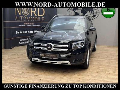 Mercedes GLB220