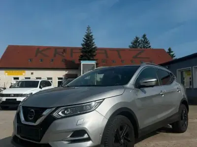 Gebraucht Nissan Qashqai Tekna+ 116 PS (85 kW) 2018 Silber SUV