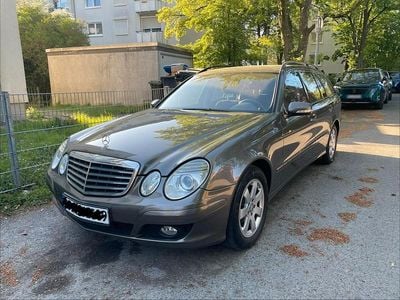 Second-hand Mercedes E220 170 CP (125 kW) 2008 Auriu Break