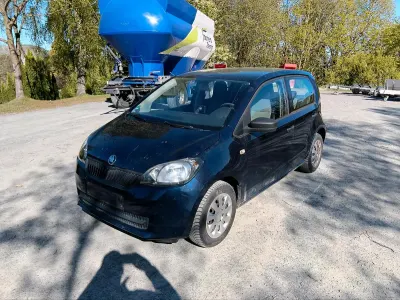 Second-hand Skoda Citigo 75 CP (55 kW) 2014 Albastru Hatchback