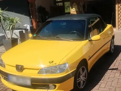 Gebraucht Peugeot 306 Cabriolet 98 PS (72 kW) 2000 Gelb Cabrio