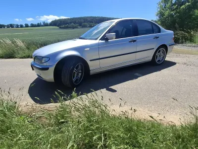 Gebraucht BMW 316 115 PS (84 kW) 2003 Silber Limousine