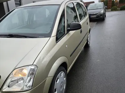 Gebraucht Opel Meriva 90 PS (66 kW) 2009 Beige Van / Kleinbus