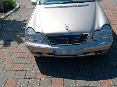 Gebraucht Mercedes C240 170 PS (125 kW) 2001 Beige Limousine