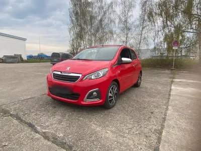 Occasion Peugeot 108 60 PK (44 kW) 2014 Rood Cabriolet