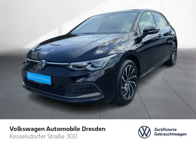 Gebraucht VW Golf VIII Style 131 PS (96 kW) 2022 Schwarz Limousine