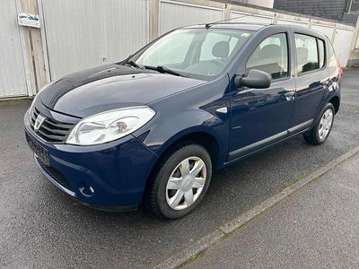 Gebraucht Dacia Sandero Basis 75 PS (55 kW) 2012 Blau Limousine