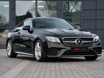 Gebraucht Mercedes E200 AMG line 184 PS (135 kW) 2017 Obsidianschwarz Coupé