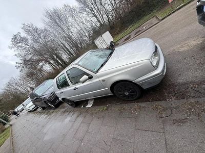 Gebraucht VW Golf III 90 PS (66 kW) 1997 Silber Limousine