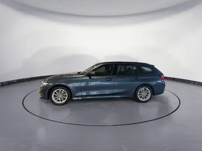 Gebraucht BMW 318 Comfort Edition 156 PS (114 kW) 2025 Blau Kombi