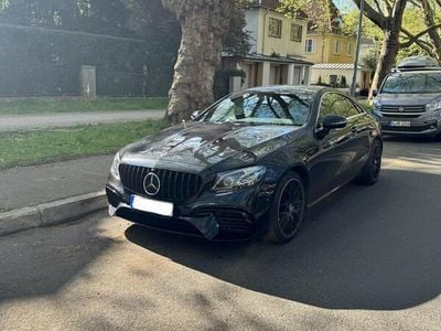 Mercedes E300