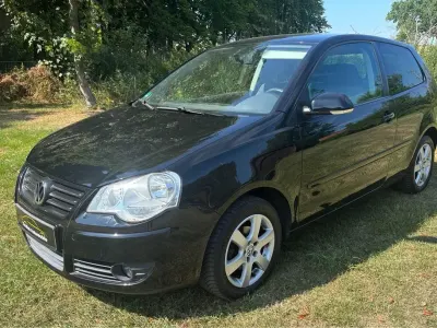 Gebraucht VW Polo 75 PS (55 kW) 2009 Schwarz Kleinwagen
