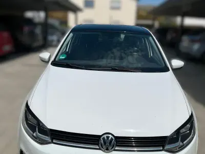 Gebraucht VW Polo LOUNGE 110 PS (80 kW) 2015 Weiß Kleinwagen