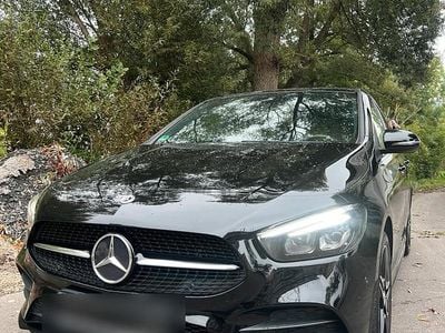 Mercedes B250e