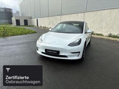 Weiß Gebraucht 2021 Tesla Model 3 Long Range AWD Limousine | 29.500 € (Fairer Preis)