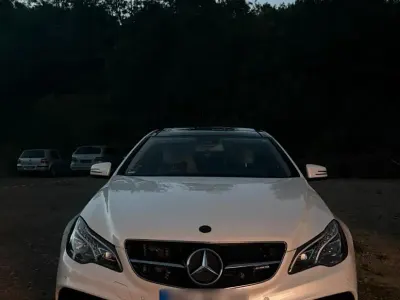 Gebraucht Mercedes E350 AMG 258 PS (189 kW) 2013 Weiß Coupé