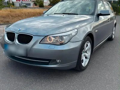 Gebraucht BMW 520 177 PS (130 kW) 2009 Grau Kombi