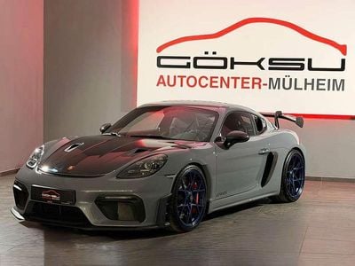 Porsche Cayman GT4