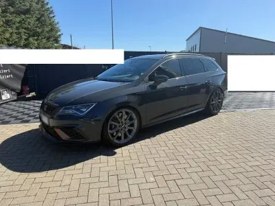 Gebraucht Seat Leon ST CUPRA 370 PS (272 kW) 2020 Grau Kombi