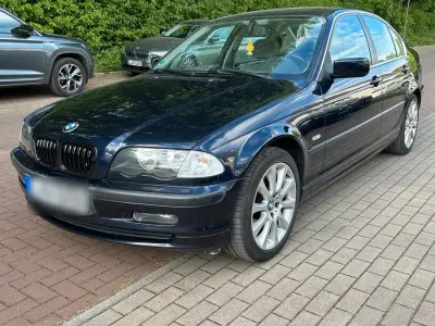Occasion BMW 320 150 ch (110 kW) 2000 Bleue Berline