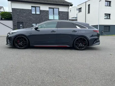 Gebraucht Kia ProCeed GT 204 PS (150 kW) 2021 Grau Kombi
