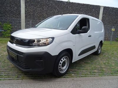 Gebraucht Opel Combo 131 PS (96 kW) 2024 Weiß Van / Kleinbus