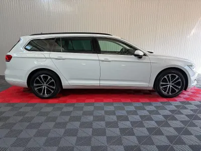 Gebraucht VW Passat Comfortline 150 PS (110 kW) 2019 Weiß Kombi