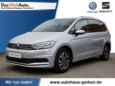 Używany VW Touran Active 150 KM (110 kW) 2022 Srebrny Minivan