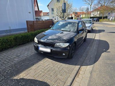 Gebraucht BMW 116 122 PS (89 kW) 2007 Schwarz Kleinwagen