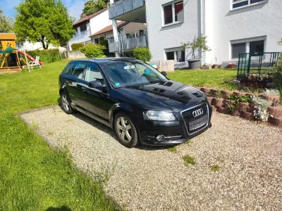 Używany Audi A3 Ambiente 125 KM (91 kW) 2011 Czarny Hatchback