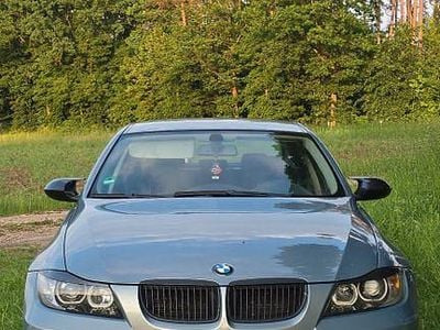 BMW 325