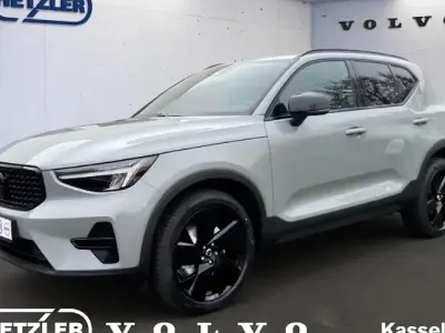 Ny Volvo XC40 Plus 197 HK (144 kW) 2025 Grå SUV