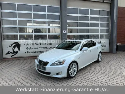 Gebraucht Lexus IS220d 177 PS (130 kW) 2007 Weiß Limousine