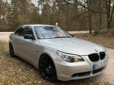 Gebraucht BMW 525 218 PS (160 kW) 2005 Grau Limousine