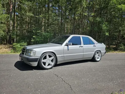 Gebraucht Mercedes 190 136 PS (100 kW) 1991 Limousine