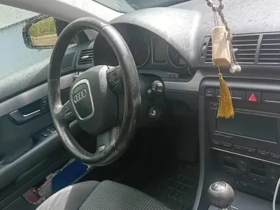 Gebraucht Audi A4 S-Line 140 PS (102 kW) 2022 Schwarz Kombi