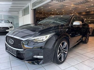 Gebraucht Infiniti Q30 170 PS (125 kW) 2016 Schwarz Kleinwagen