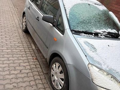Grau Gebraucht 2004 Ford C-MAX Van / Kleinbus | 1.800 € (Fairer Preis)